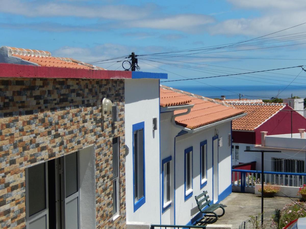 Cantinho Das Beiras - Aroom4U Praia da Vitória Eksteriør billede